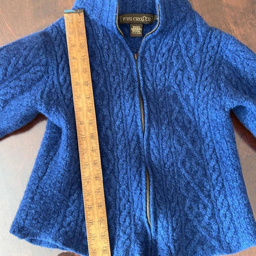 100% merino wool blue Irish Inis Crafts sweater child size m/l - Picture 4 of 6